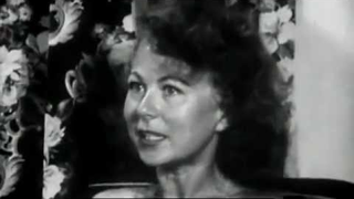 Here's a Normal 1950s Housewife Just Tripping <i>Balls</i> On Acid